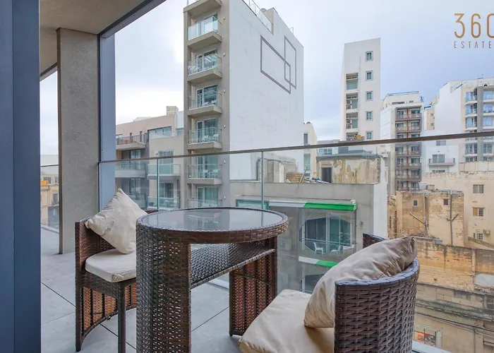 Official Mercury 2br Designer With Wifi And Ac