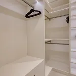 Official Mercury 2br Designer With Wifi And Ac Saint Julian's