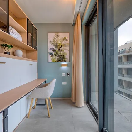 Official Mercury 2br Designer With Wifi And Ac * San Ġiljan
