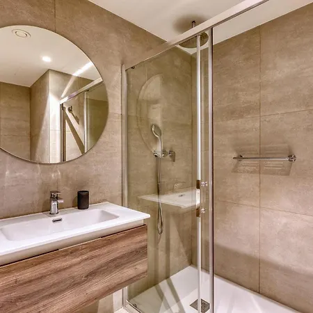 Official Mercury 2br Designer With Wifi And Ac San Ġiljan