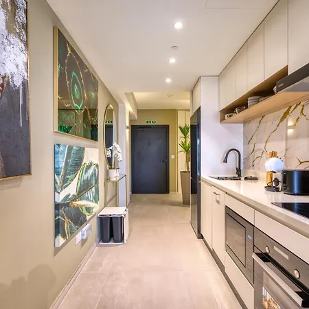 Official Mercury 2br Designer With Wifi And Ac Daire Saint Julian's