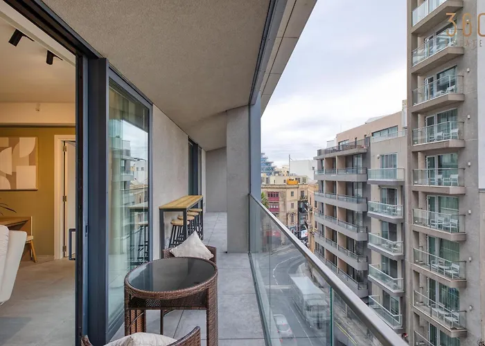 Official Mercury 2br Designer With Wifi And Ac