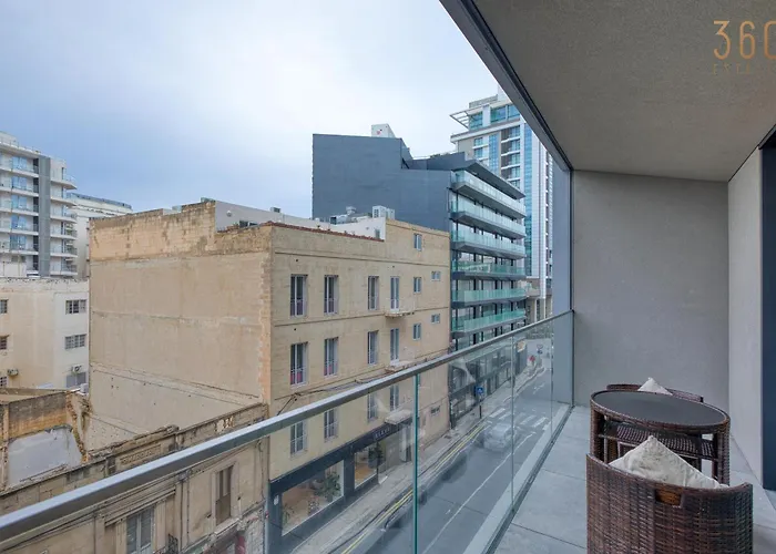 Official Mercury 2br Designer With Wifi And Ac